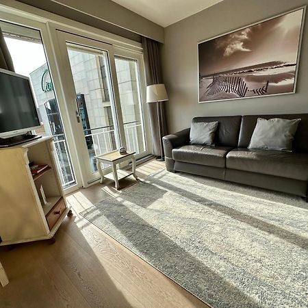 Charming Apartment Direct Access Beach Blankenberge Dış mekan fotoğraf